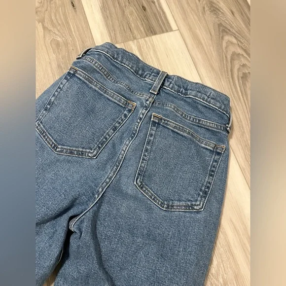 Universal Threads - Picture 7 of 8